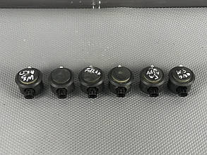 Кнопка Kick Down Mitsubishi Pajero Wagon III IV 3 4 Мітсубіші Паджерро Вагон 3 2000-2019