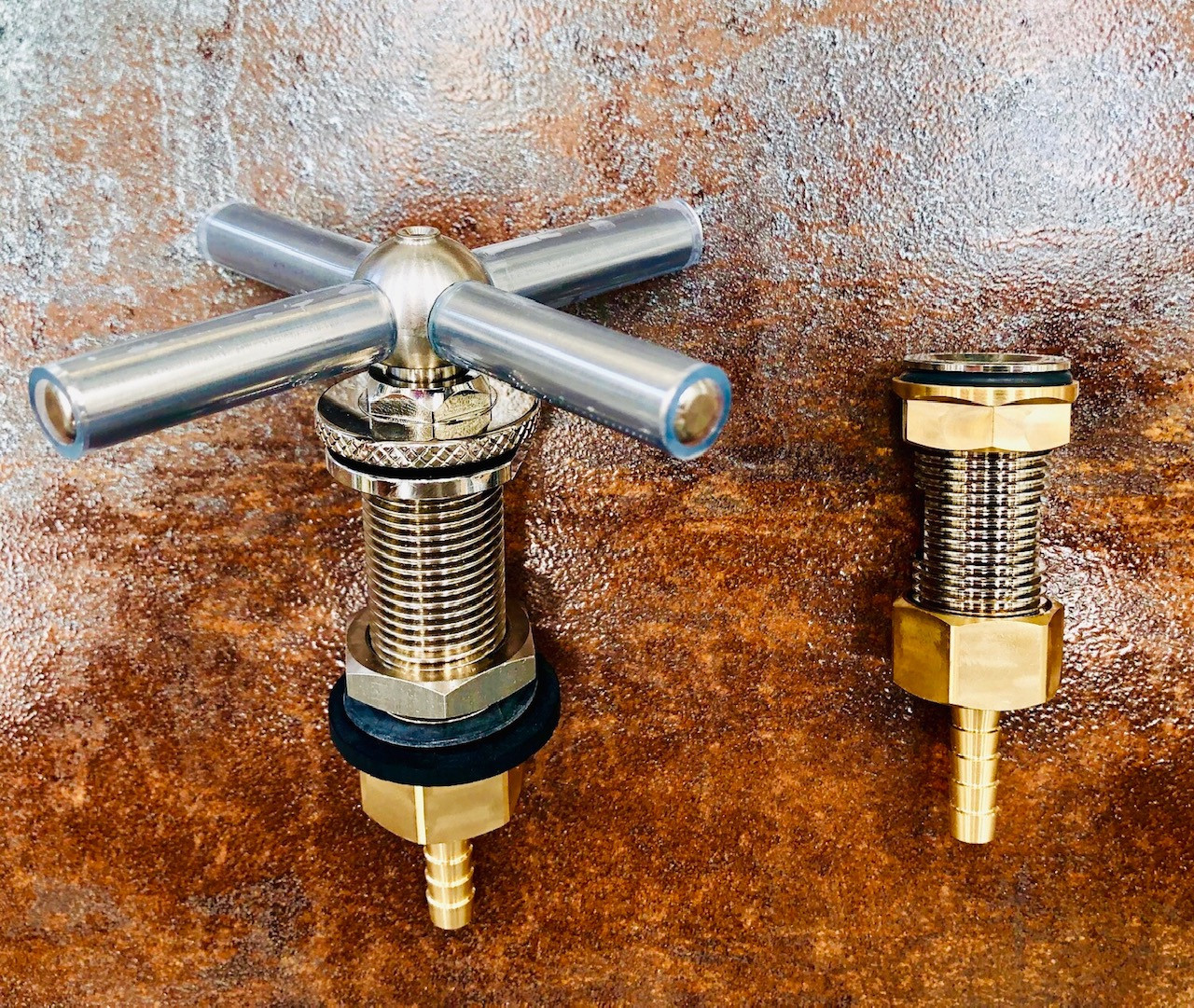 Ринзер без каплезбирача - омивач келихів, склянок, джиггерів і шейкерів Felom, Італія - спіл стоп для бару