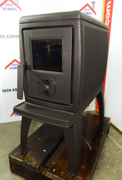 Чавунна піч-камін на ніжках Plamen Trenk 11 кВт