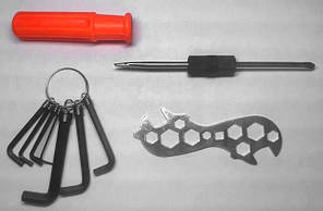 Набір шестигранників, мультитул і викрутка для велосипеда