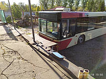 Производство и замена лобового стекла триплекс на автобусе MAN A21 NL 223  в Никополе (Украина). 8