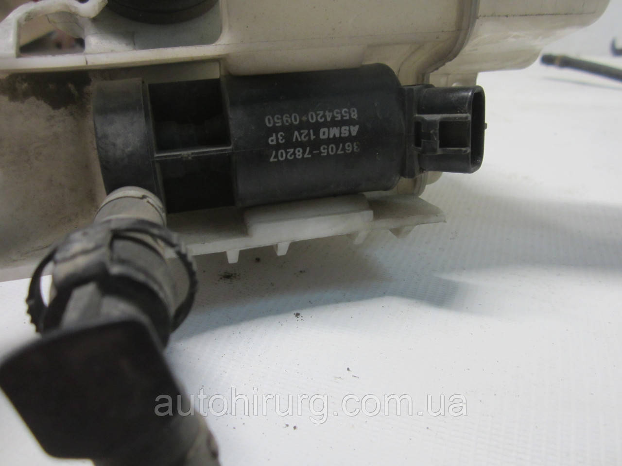 Насос (моторчик) омивача Toyota land cruiser 200 (36705-78207 / 855420-0950), фото 1