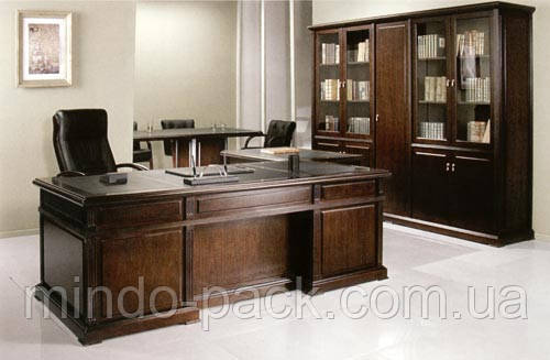 Класичний кабінет керівника VIP-рівня