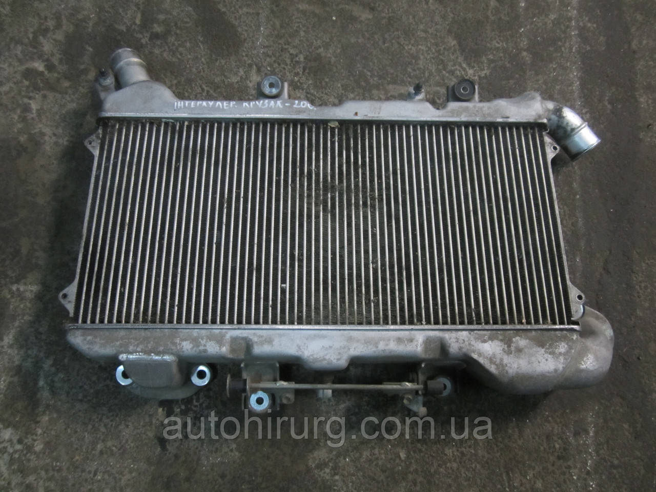 Радіатор інтеркулера Toyota land cruiser 200