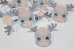 Аплікація клейова "Мордочка оленя" сіро-рожевих відтінків НА-47