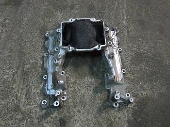 Впускний колектор Toyota land cruiser 200