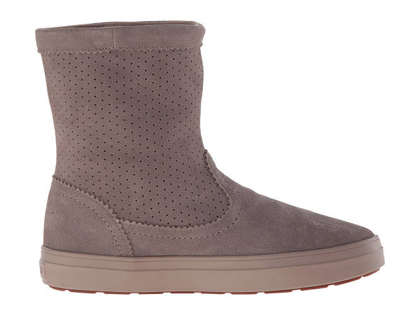 Crocs LodgePoint Suede Pull On Boot 203425 34