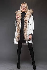 Жіноча парка з натуральним хутром