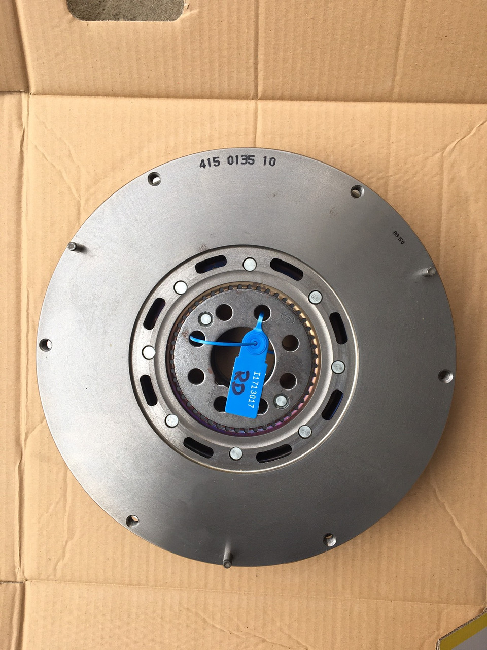 Двухмассовый маховик, демпфер LUK 415013510 VW LT 28-46 2.5 TDI 99-, фото 1