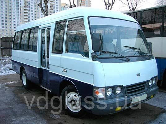 KIA Asia Combi Bus лобове скло