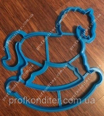 Пластикова вирубка "Коник-гойдалка" 17*17см