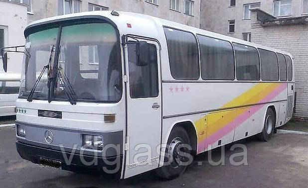 Mercedes O303 лобове скло з двох половинок ліве, праве