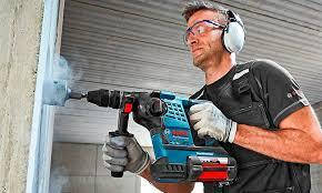 Акумуляторні перфоратори