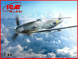 BF109F-4/R6 німецький літак розвідник. Збірна модель в масшатбе 1/48. ICM 48107