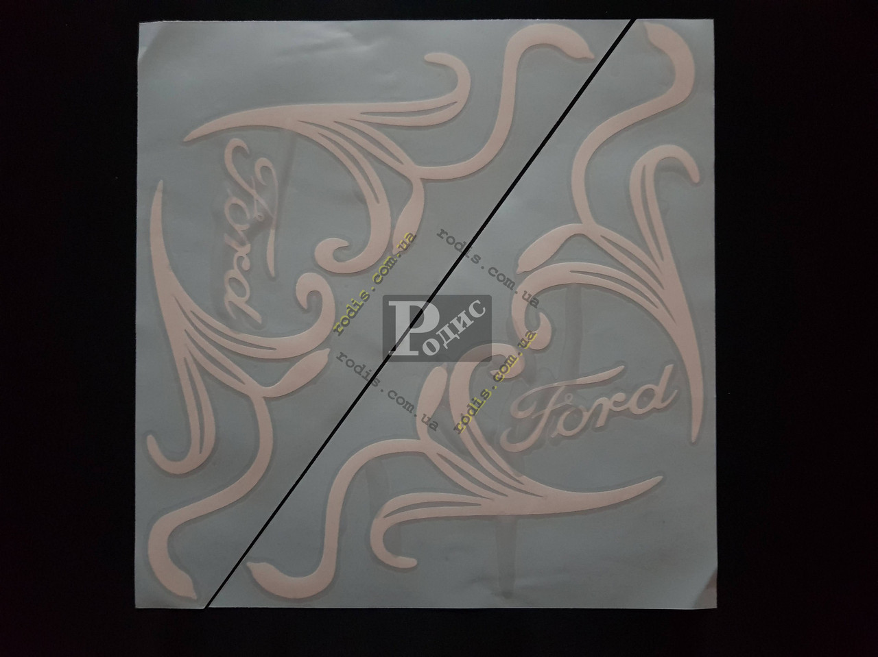 Наклейки на бічні скла (куточки) — Ford, білі (h = 285 мм, l = 30 мм)