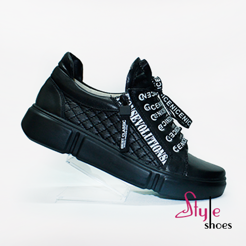 Жіночі кросівки чорний future "Style Shoes"