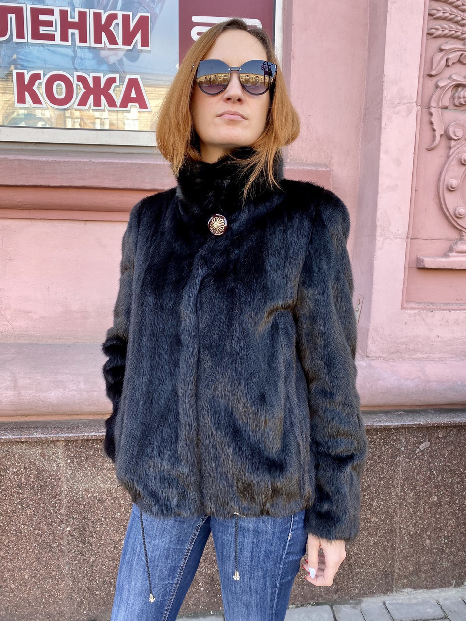 Шуба жіноча з хутра норки коротка автоледі зі стійкою на кулісці, фото 1