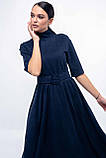 Модне жіноче плаття замшеве з поясом міді довжини 42-52 розміру темно-синє, фото 6