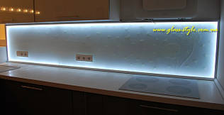 Індивідуальні стінові панелі для кухні, фартухи