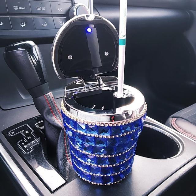 Пепельница автомобильная