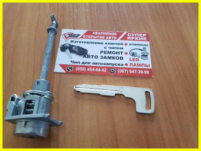 Личинка дверей Mitsubishi Outlander 2016 2017 2018 2019