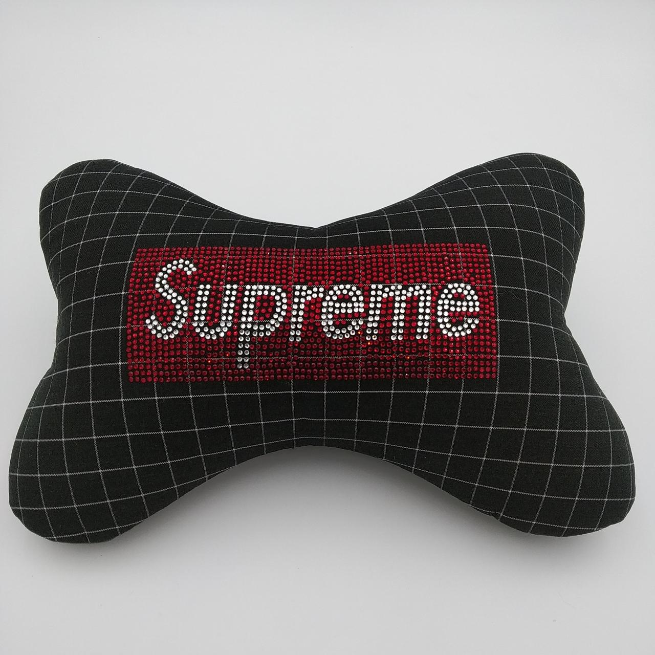 Декоративна подушка під голову в карту Supreme