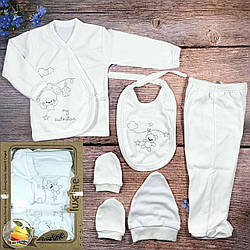Набір на виписку з пологового будинку для хлопчика з вишитим ведмедиком Зростання: 56 см Розмір: 0 - 3 місяців (9316)