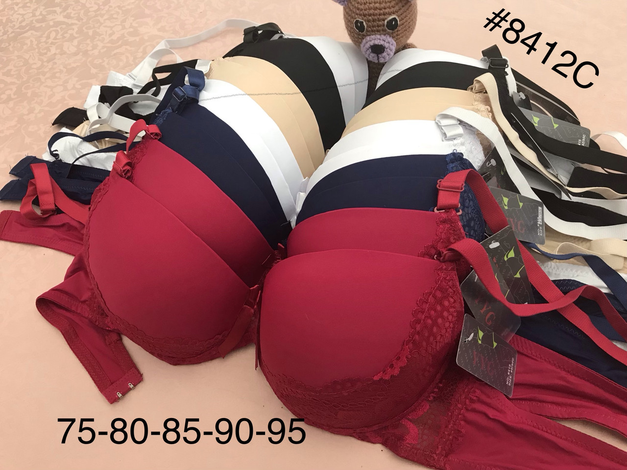 Бюстгальтери з мереживом без пушапа однотонні