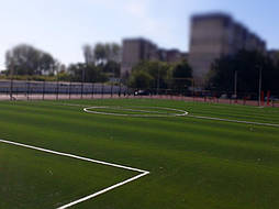 Укладка синтетической травы на школьном стадионе, г. Одесса 16