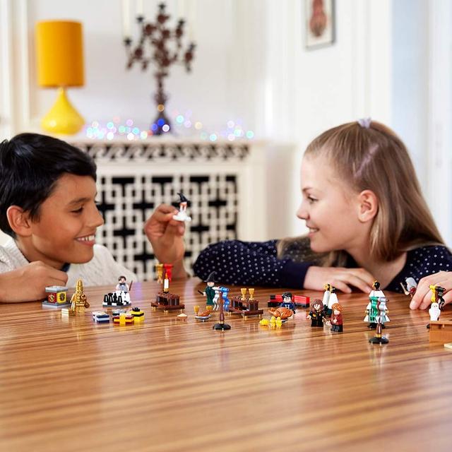 Конструктор LEGO Harry Potter Новорічний календар 305 деталей (Новогодгий адвент календарь Гарри Потер