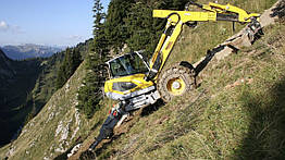 Крокуючий екскаватор Menzi Muck M535