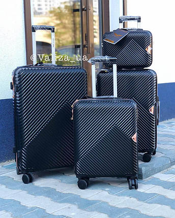 Комплект валіз з полікарбонату преміум серії 3 штуки малий, середній, великий + б'юті кейс чорний, фото 2