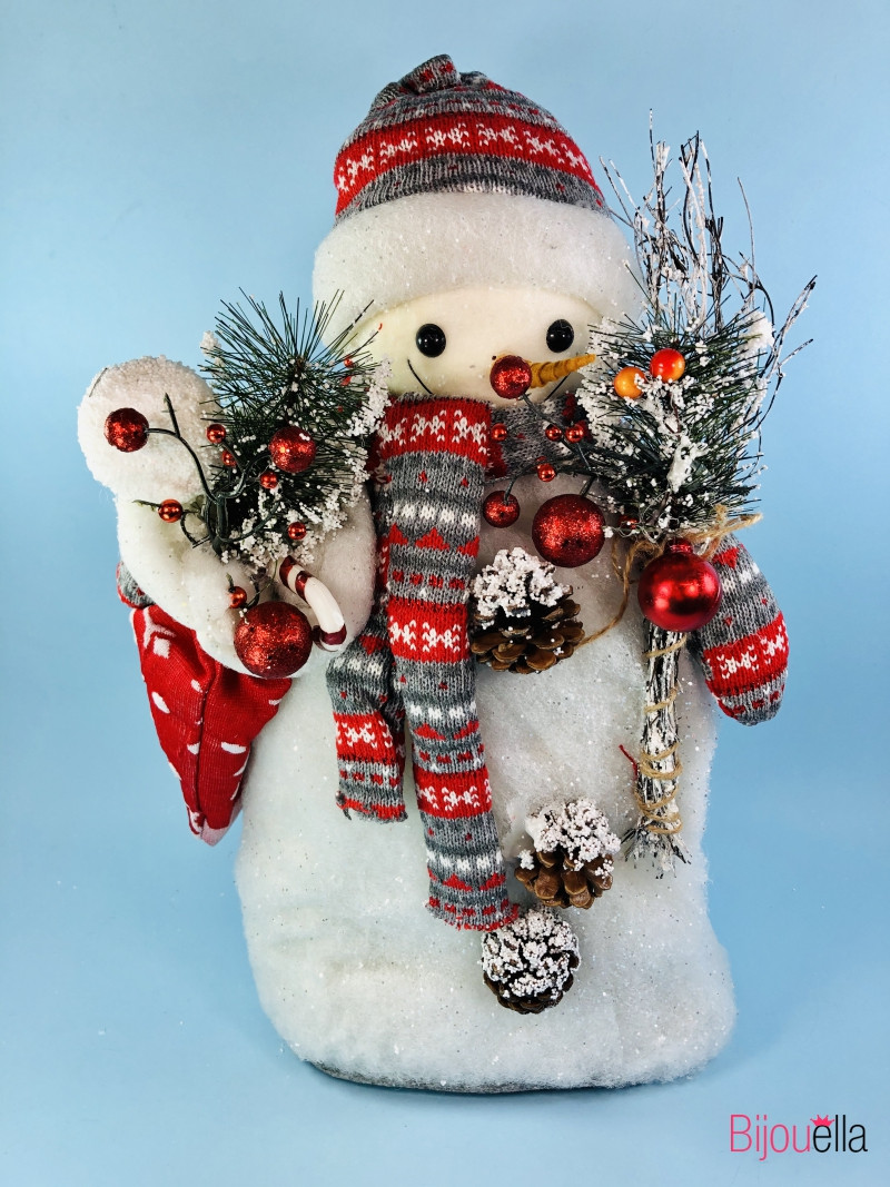 Декоративний новорічний сніговик із подарунками для прикрашання магазину 42 см