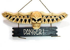 Череп з кістками "Danger!" (54х12х35 см)
