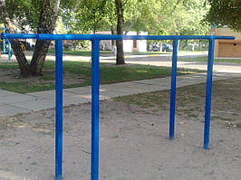 Турніки, бруси, шведські стінки