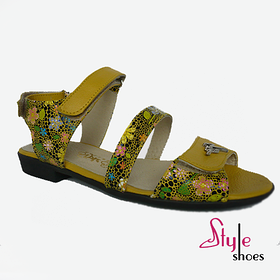 АКЦІЯ! Босоніжки шкіряні для дівчаток жовтого кольору з квітковим принтом "Style Shoes"
