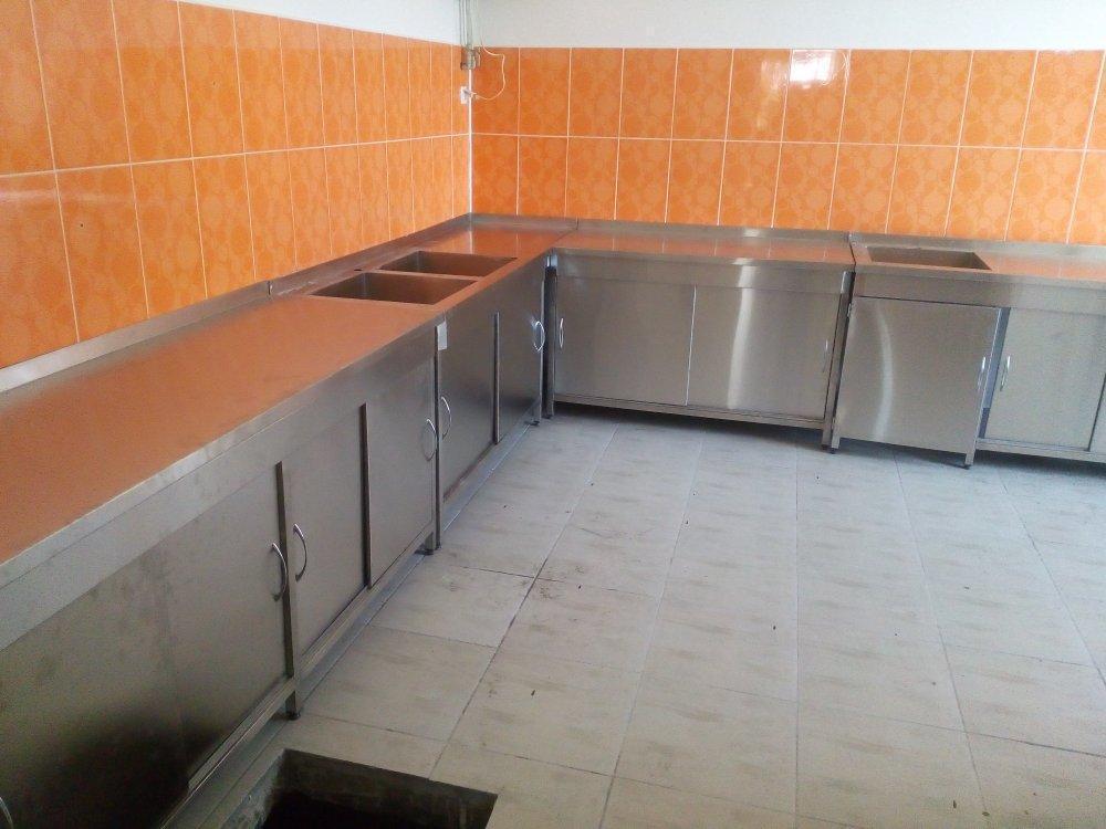 Стіл купе 1800х600х850 з нержавіючої сталі, дві полиці