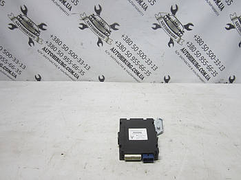 Блок multiplex network Toyota land cruiser 200 (89226-60060 / 3810002-630)