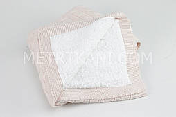 Плед в'язаний з овчиною блідо-рожевого кольору, косиця 100% бавовна 75/90 см No56-43