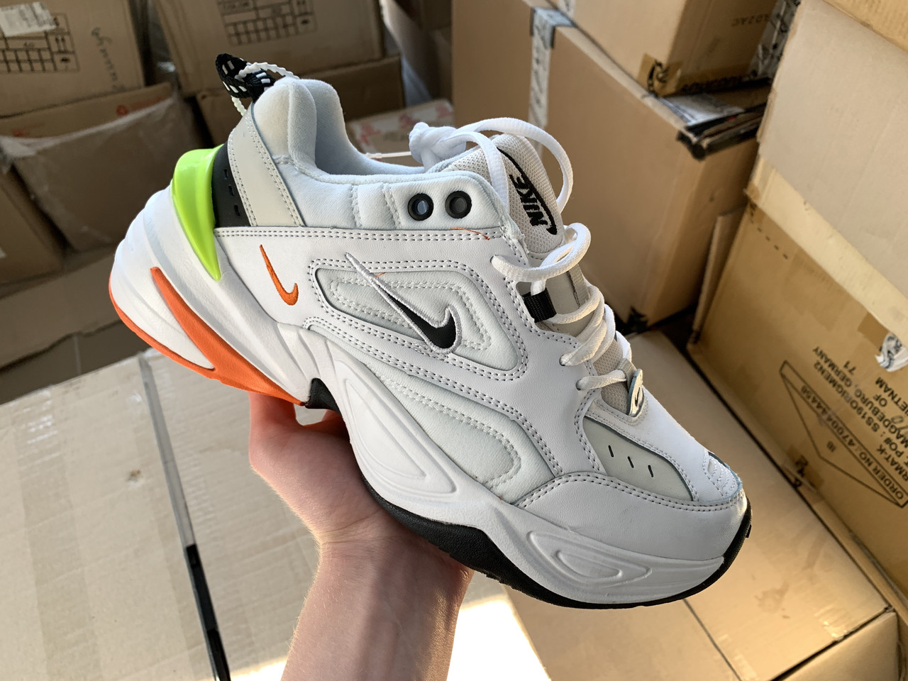 Чоловічі кросівки Nike M2k Tekno White/Green/Orange білі із зеленим жовтогарячим