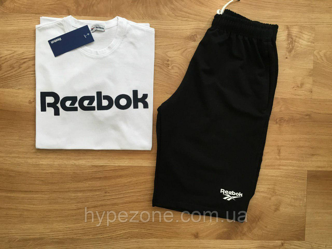 Чоловічий комплект футболка + шорти Reebok білого і чорного кольору