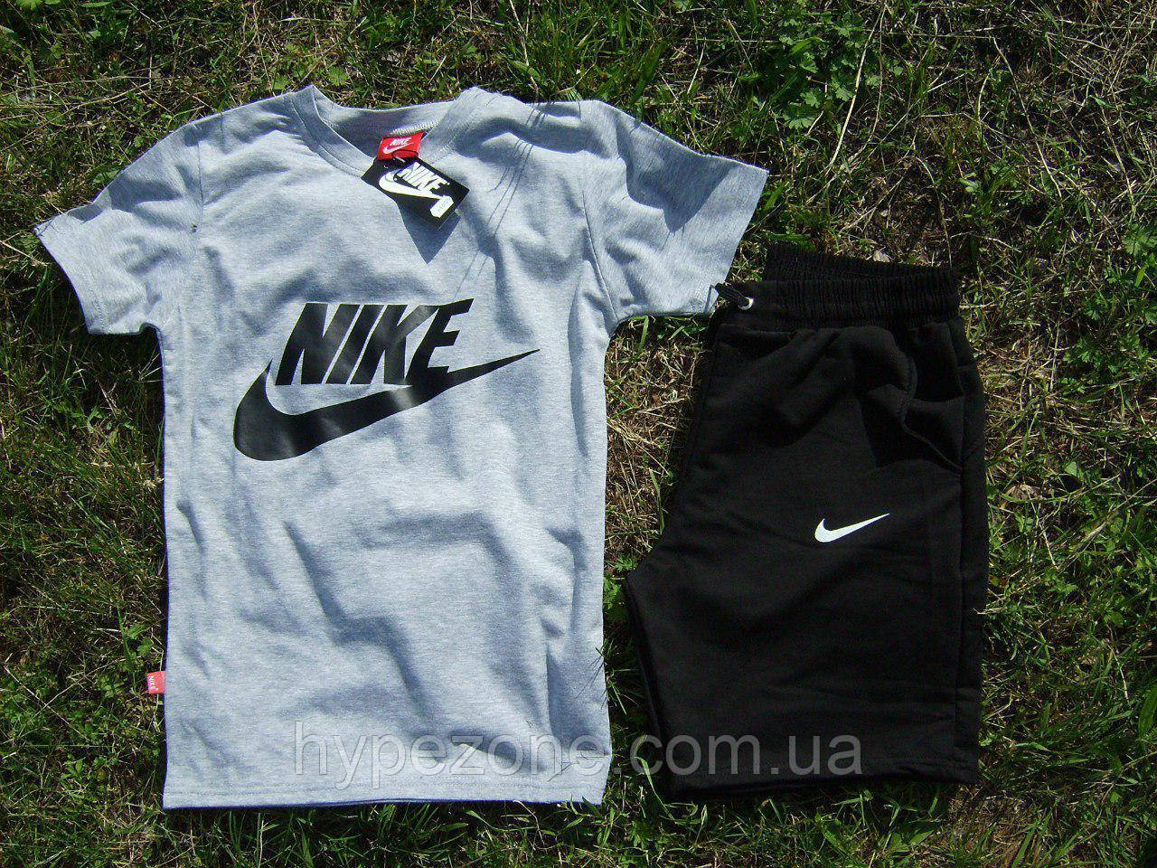 Чоловічий комплект футболка + шорти Nike сірого і чорного кольору