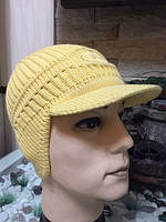 В'язана шапка чоловіча з козирком, фірма Fonem, Туреччина, жовтий колір, розмір 56-58