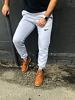 Теплые спортивные штаны однотонные хб, мужские спортивные брюки повседневные для мужчин на флисе Найк (Nike)
