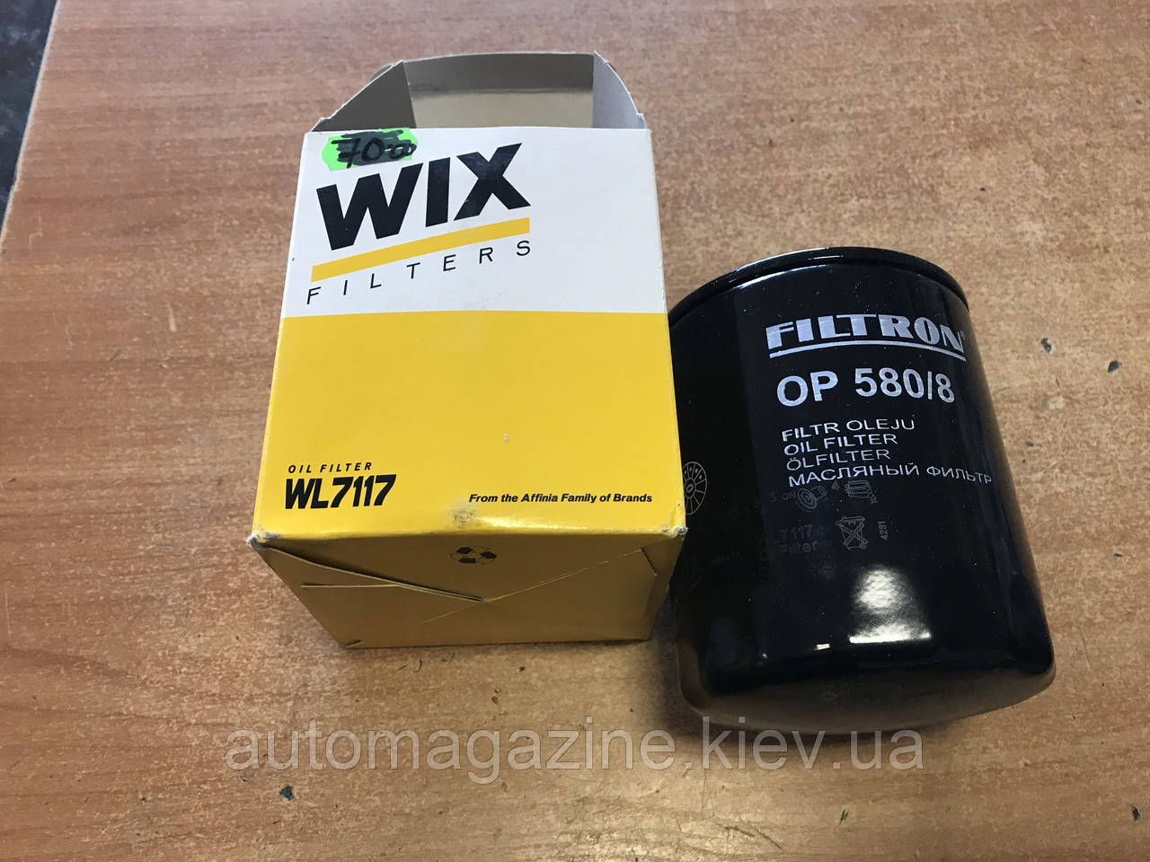 Фільтр масляний WL 7117 (OP580/8)