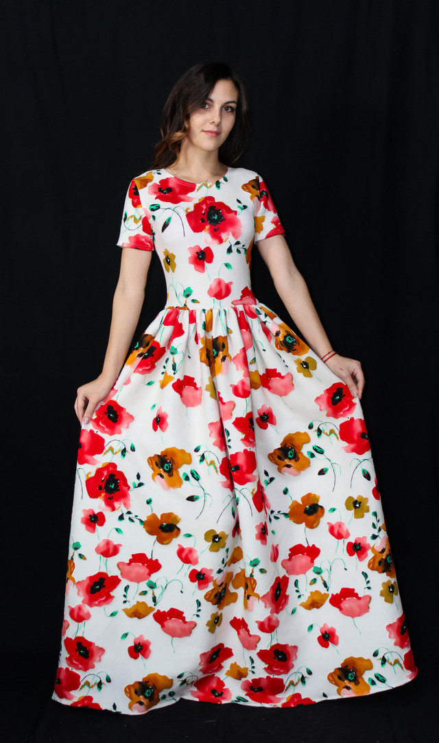 сукня з неопрену з квітами