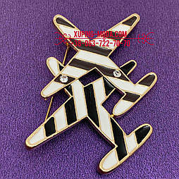Брошки літаки. Оригінальна брошка
