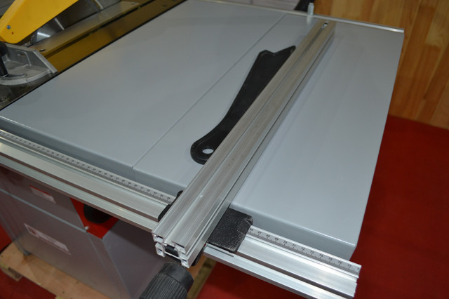 Додатковий стіл Дополнительный стол