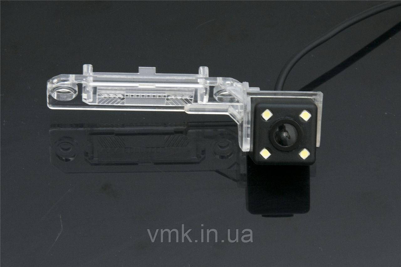 Штатна камера заднього виду Volkswagen, Skoda Superb CCD/CVBS