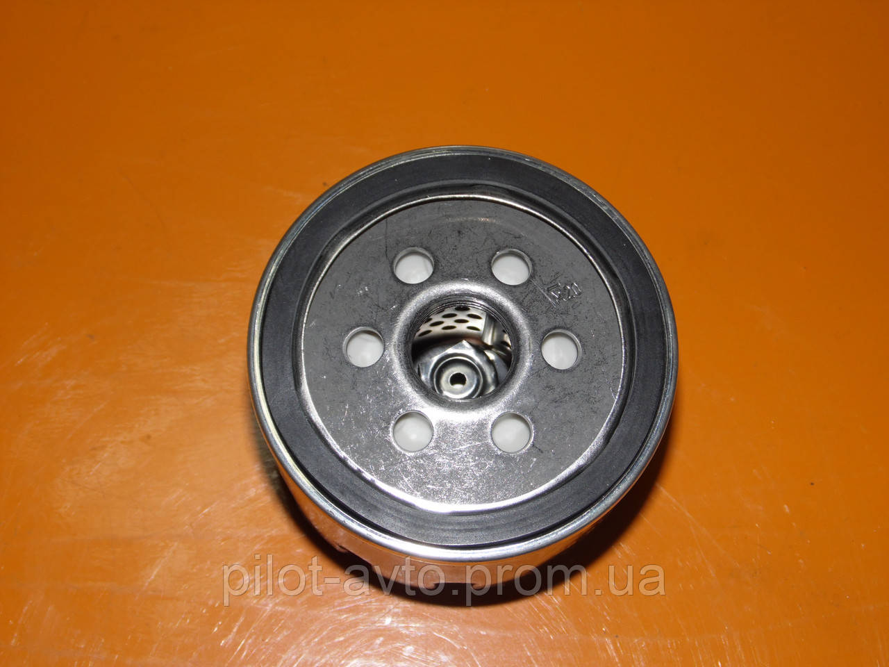 Масляный фильтр Alfa Romeo Dacia Lada Mitsubishi Nissan Opel Renault Suzuki RENAULT 8200768913 - фото 2 - id-p1081413817